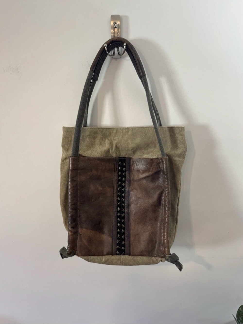 Mona B - Harlow Tote Bag, Canvas/Leather